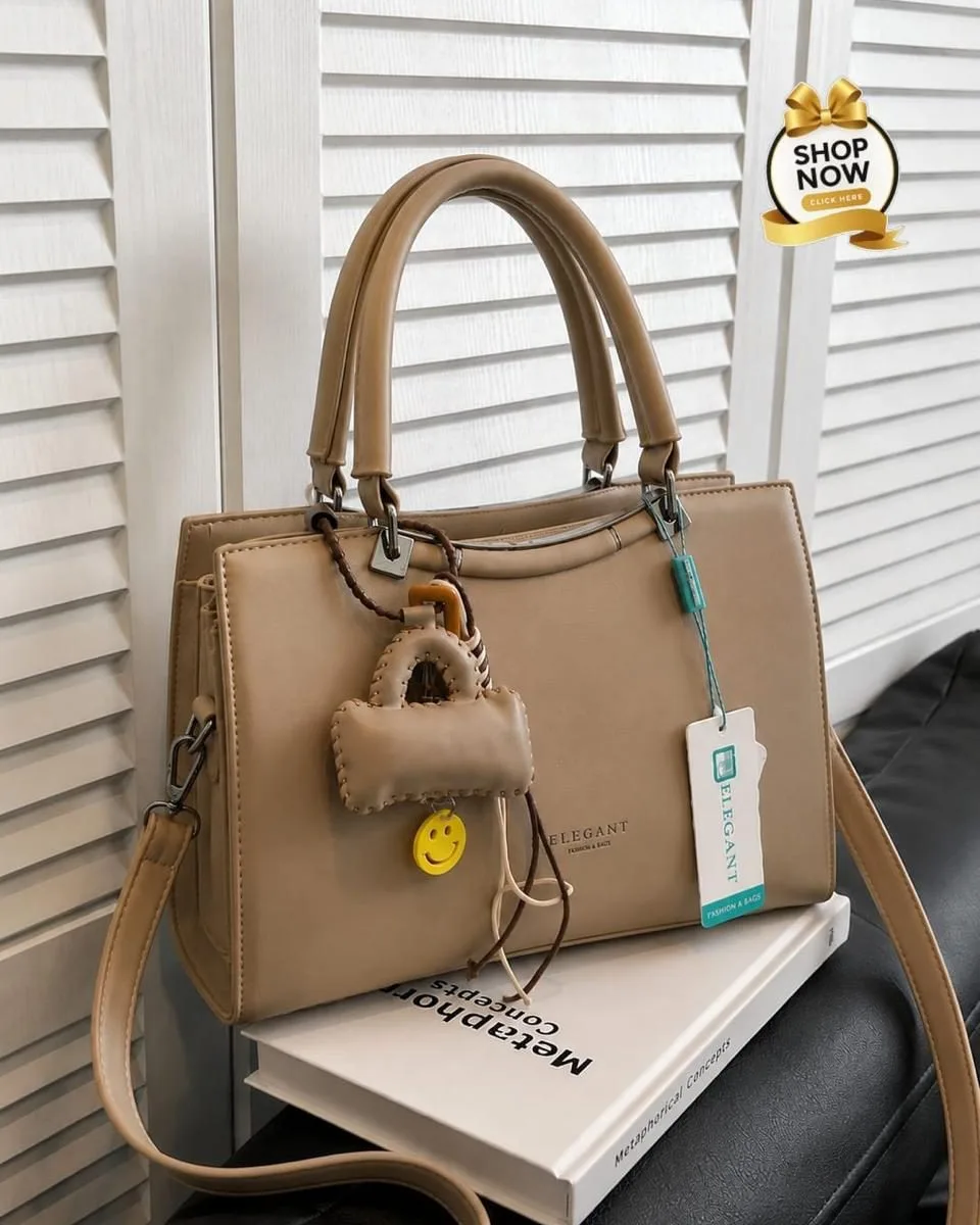 Charm Trim Tote Bag 3